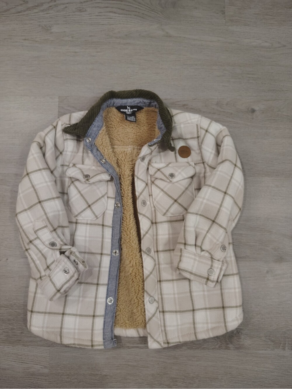 Kids Eddie Bauer jacket. Size 3T
